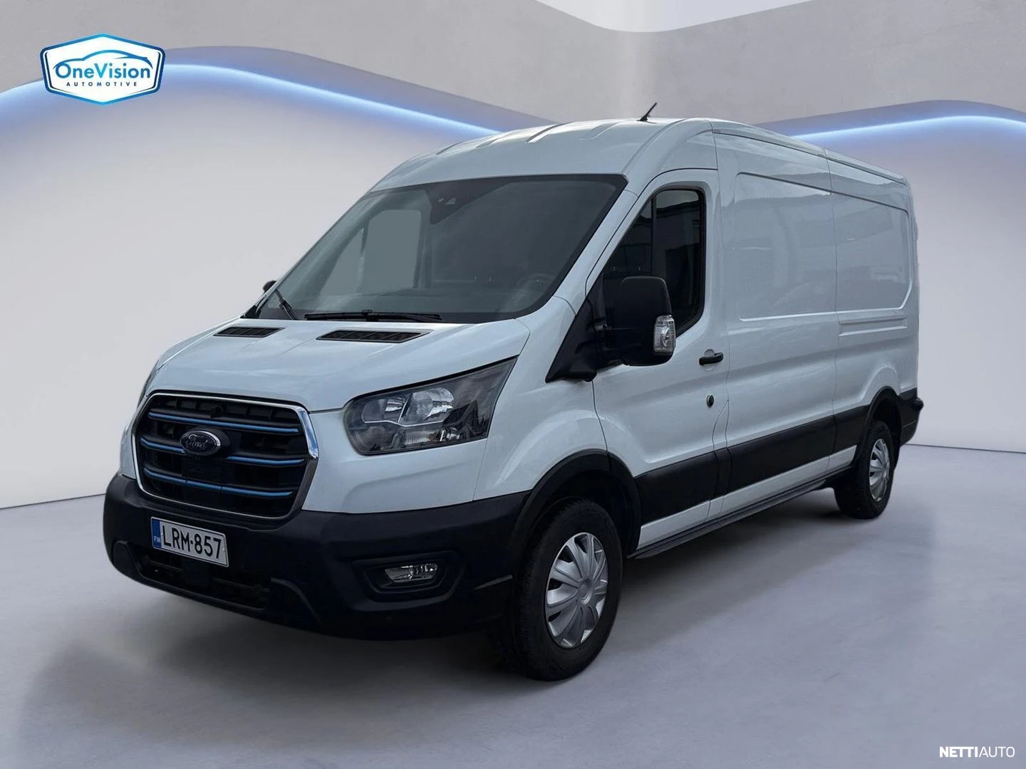Ford Transit vm 2023, valkoinen